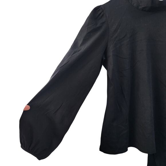 Carolina Herrera CH Back Tie Mock Neck Top M Quiet Luxury Office Designer Chic - Picture 4 of 8